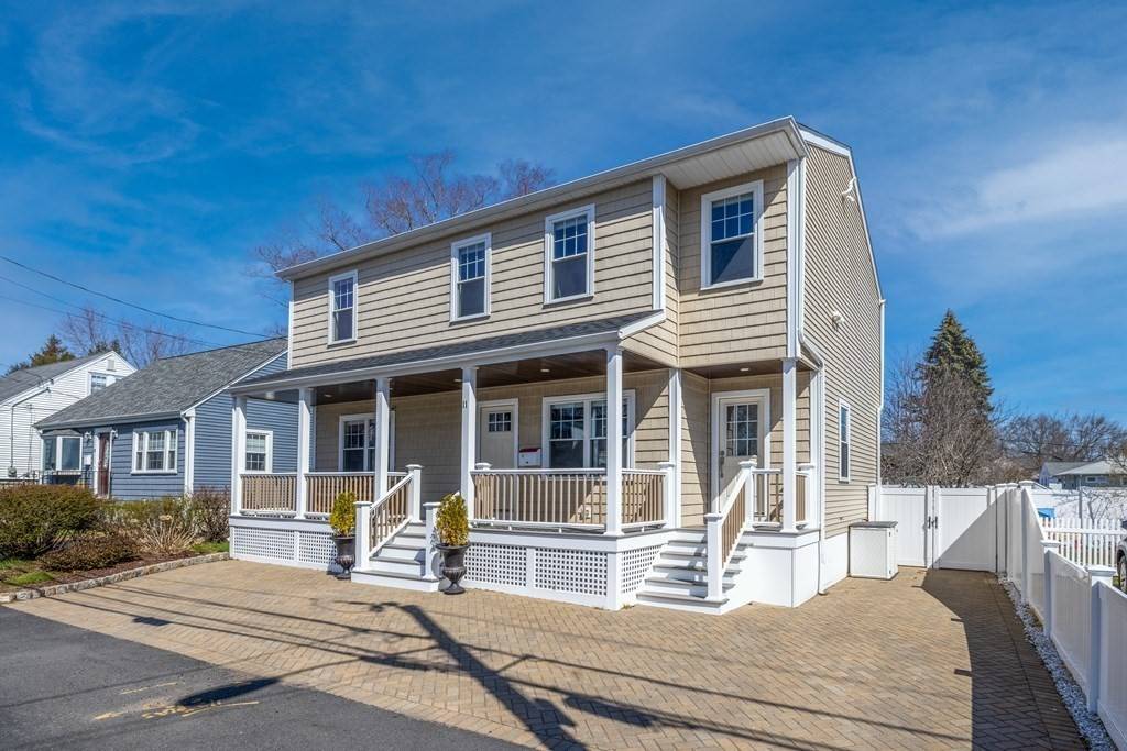 11 Beacon St, Dedham, MA 02026