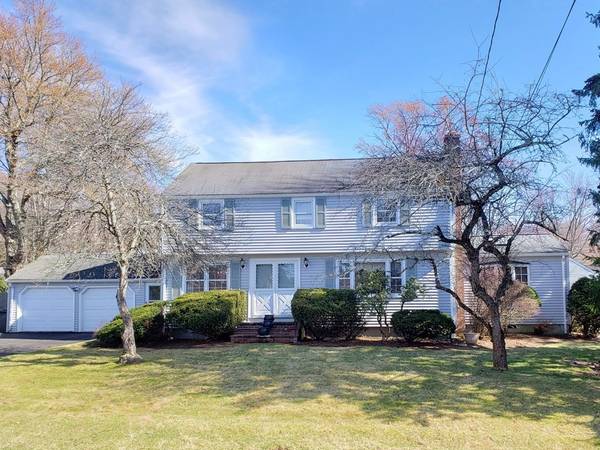 12 Armstrong Dr, Westborough, MA 01581