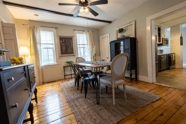 Huntington, MA 01050,3 Pleasant St