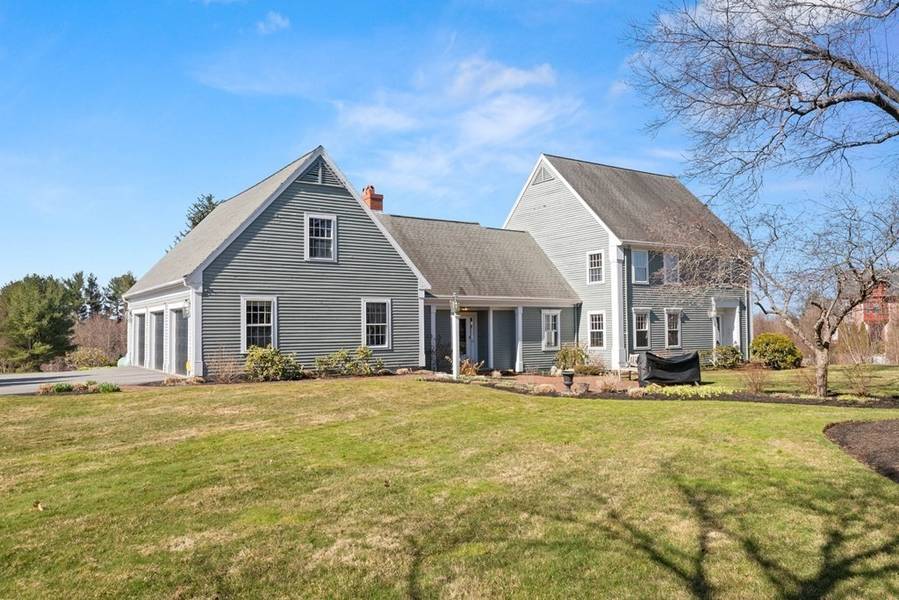 95 Campion Road, North Andover, MA 01845