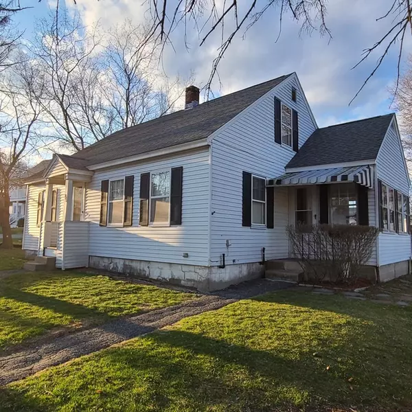 286 Oak Hill Rd, Fitchburg, MA 01420