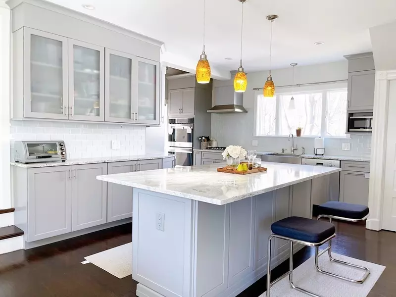 34 Wheeler St, Malden, MA 02148