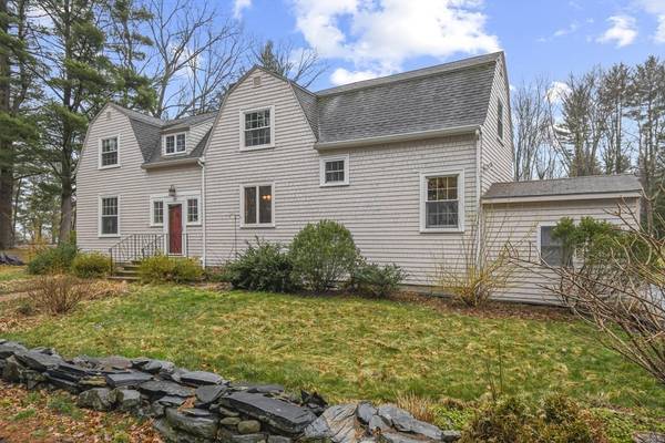 304 Bull Hill Road, Lancaster, MA 01523