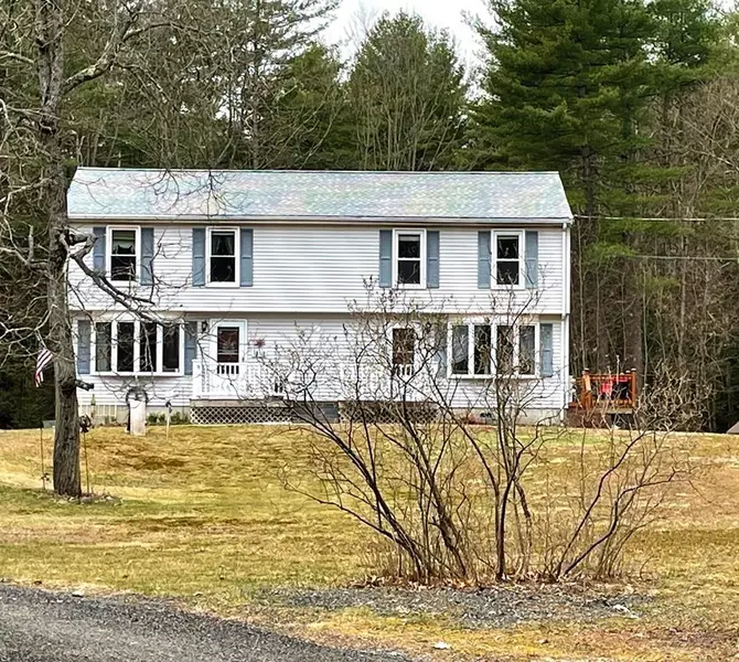 60 Walker Rd #60, Shirley, MA 01464