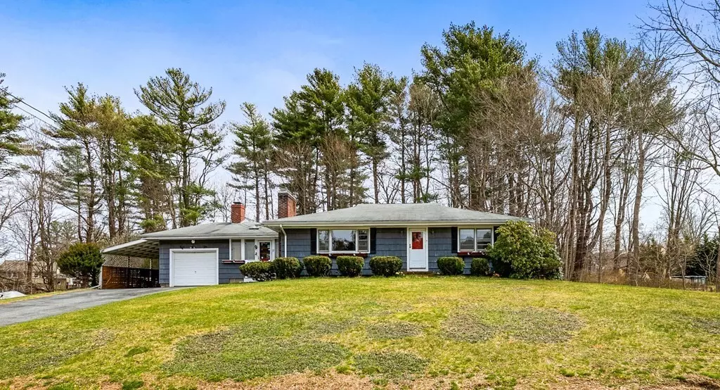 11 Erica Ave, Middleboro, MA 02346