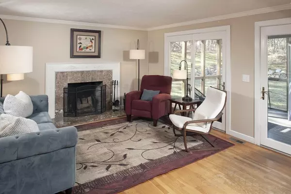 Plympton, MA 02367,8 Granville Baker Way