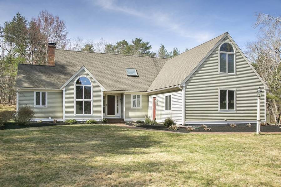 8 Granville Baker Way, Plympton, MA 02367