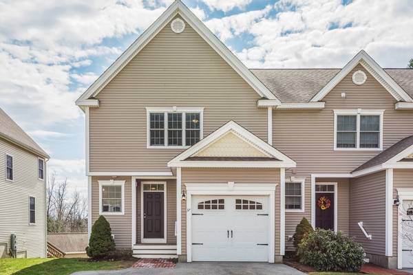 37 Fall Drive #37, Northborough, MA 01532