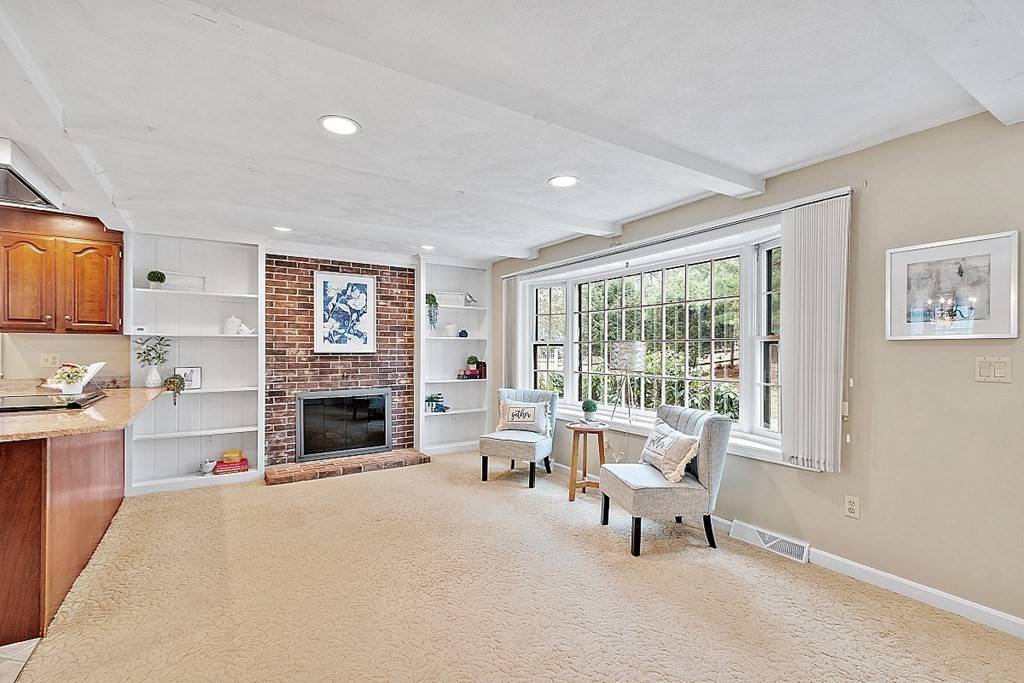 Chelmsford, MA 01824,7 Wedgewood Drive