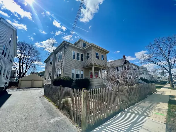 50-52 Hughes St, Quincy, MA 02169