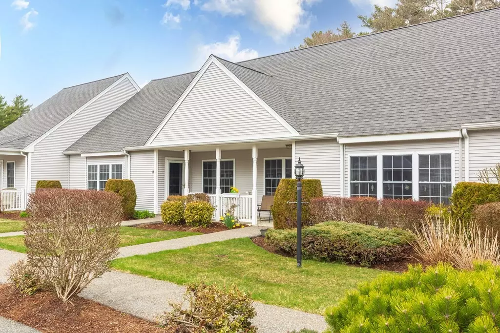 Wareham, MA 02571,1 Cranberry Grove Way #B