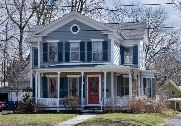 7 Trinity Row, Northampton, MA 01062