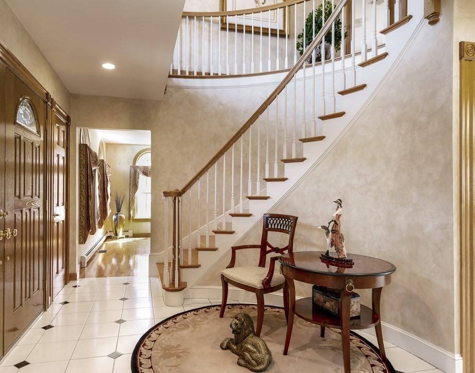 Rowley, MA 01969,104 Trowbridge Cir