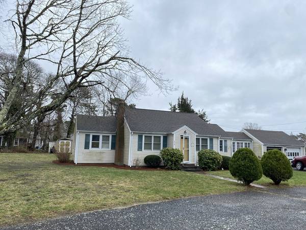 218 Wood Rd, Yarmouth, MA 02664