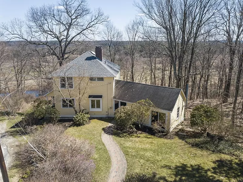 16 Old Schoolhouse Road, Harvard, MA 01451