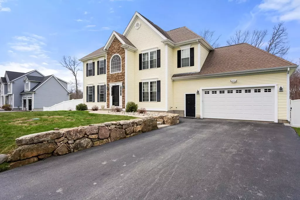 Swansea, MA 02777,24 James Birch Ln