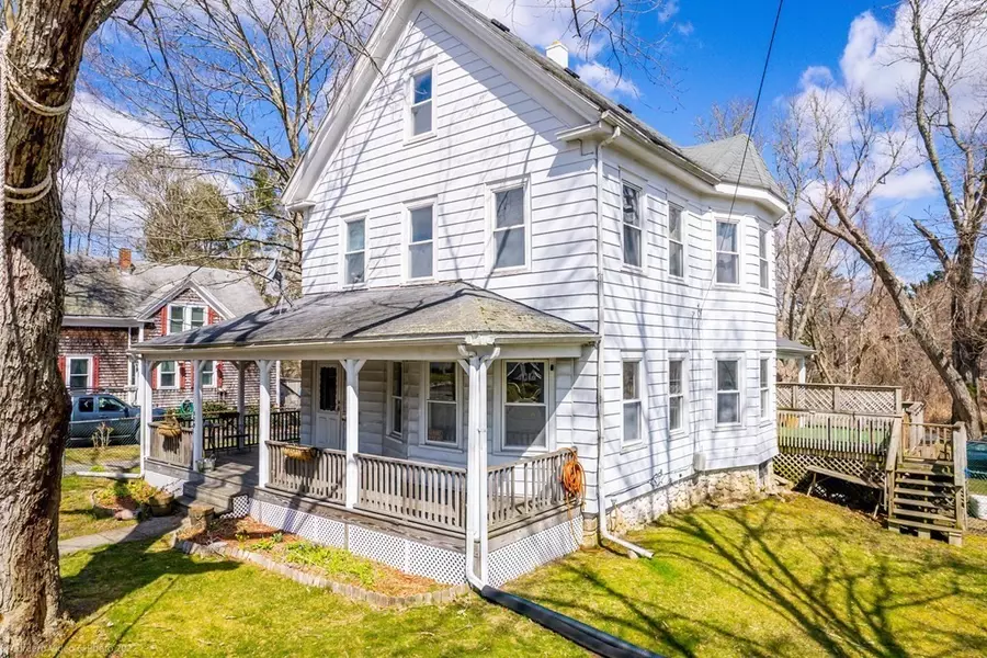 529 Main St, Wareham, MA 02571