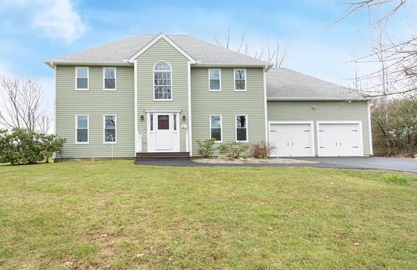 113 Happy Hollow Rd, Oakham, MA 01068