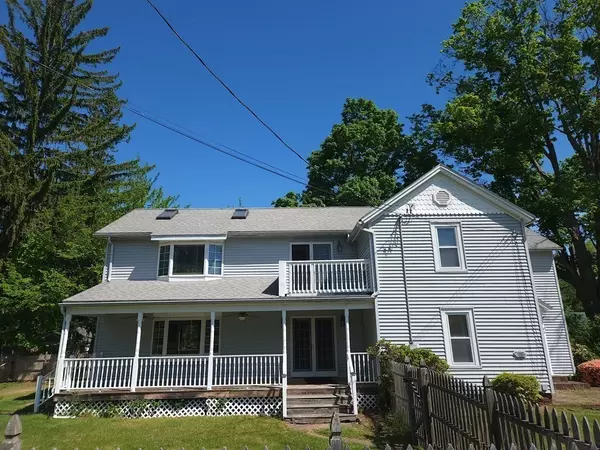 18 Edmund St, East Longmeadow, MA 01028