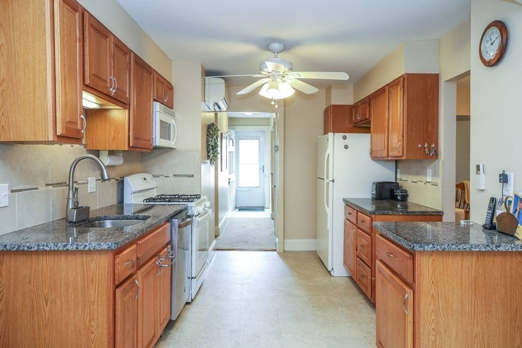 Newton, MA 02458,66-68 Lincoln Rd