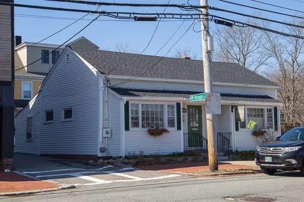 Newburyport, MA 01950,165 High Street