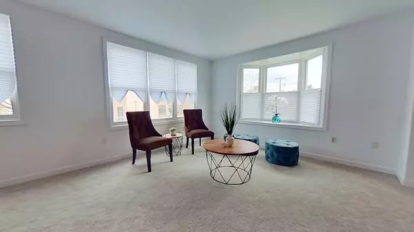 165 Old Colony Ave #M, Quincy, MA 02170