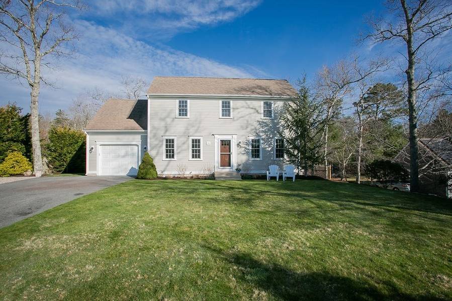 31 Clipper Cir, Sandwich, MA 02563