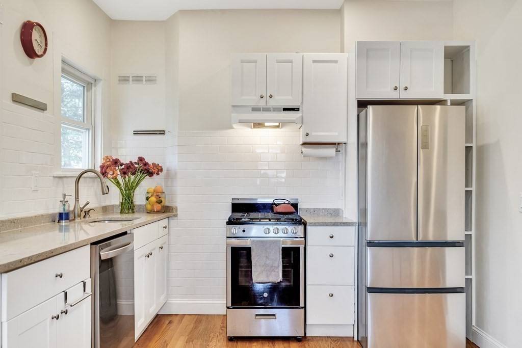Cambridge, MA 02140,12 Rindge Ave #2