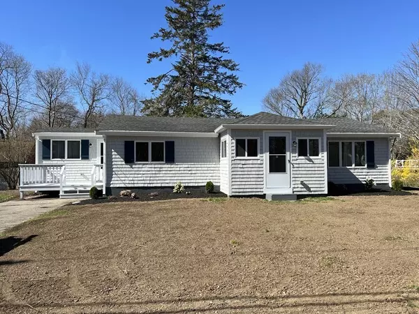 1 Keith Ave, Lakeville, MA 02347