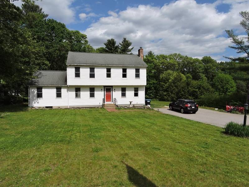 70 Hanson Rd, Charlton, MA 01507