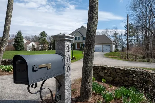 Charlton, MA 01507,109 Freeman Rd