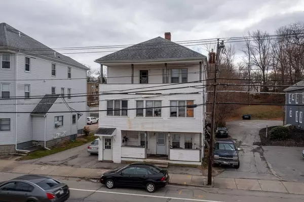 56 E Main St, Webster, MA 01570