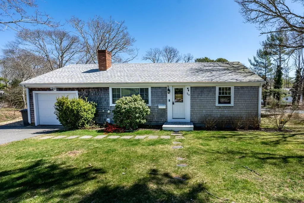 Yarmouth, MA 02675,964 W Yarmouth Rd