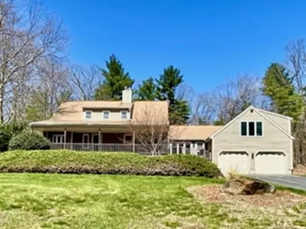 125 E Hill Rd, Brimfield, MA 01010