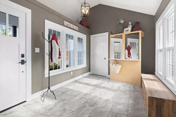 Topsfield, MA 01983,135 River Rd