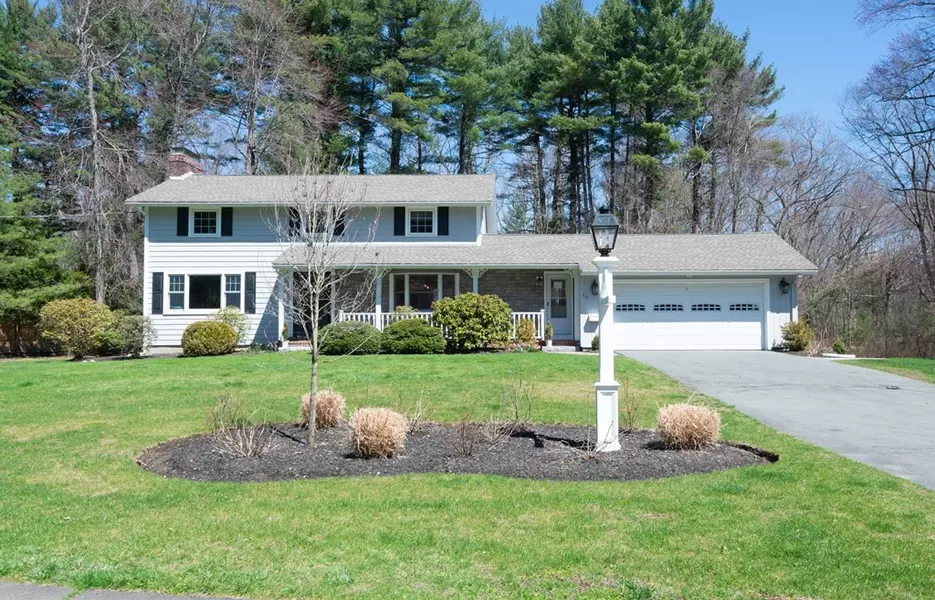 12 Chatham Way, Lynnfield, MA 01940