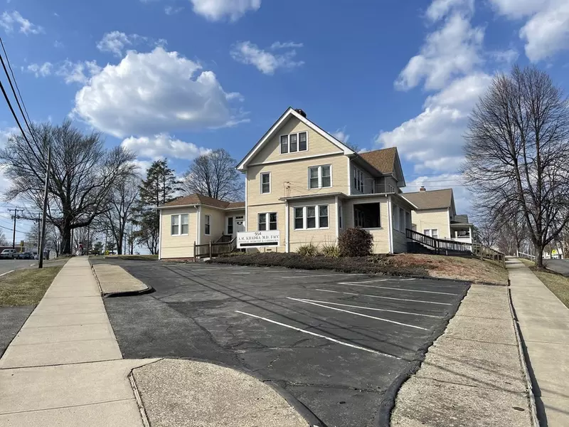 15 Pine St, West Springfield, MA 01089