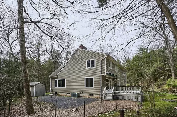 Sunderland, MA 01375,3 Bears Den Dr