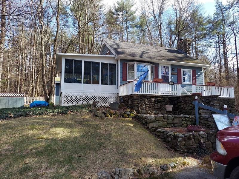 55 Secret Lake Rd, Phillipston, MA 01331