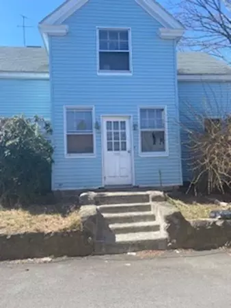 2 Spring St, Woburn, MA 01801