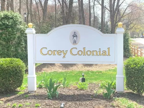 33 Corey Colonial #33, Agawam, MA 01001