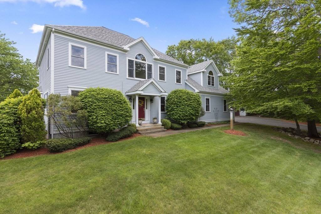 83 Buffum Rd, Hanover, MA 02339