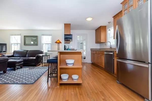 Mashpee, MA 02649,13 Chicory Cir
