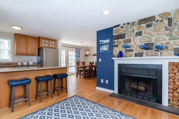 Mashpee, MA 02649,13 Chicory Cir