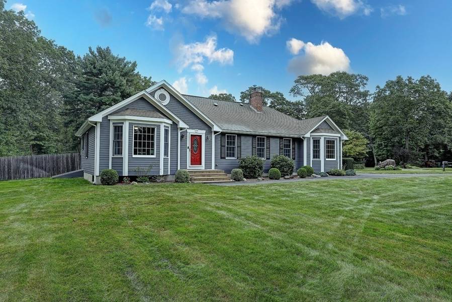 214 Agricultural Ave, Rehoboth, MA 02769