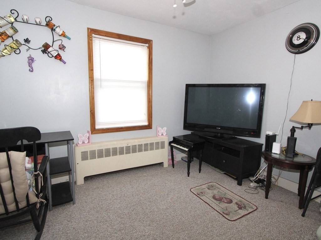 Worcester, MA 01603,9 Forkey Ave