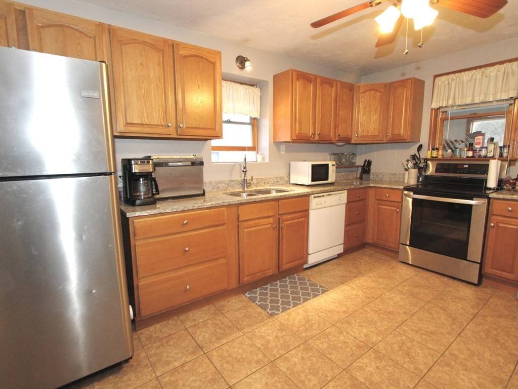 Worcester, MA 01603,9 Forkey Ave