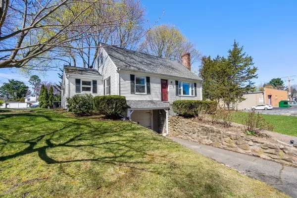 11 Cooper Rd, Natick, MA 01760