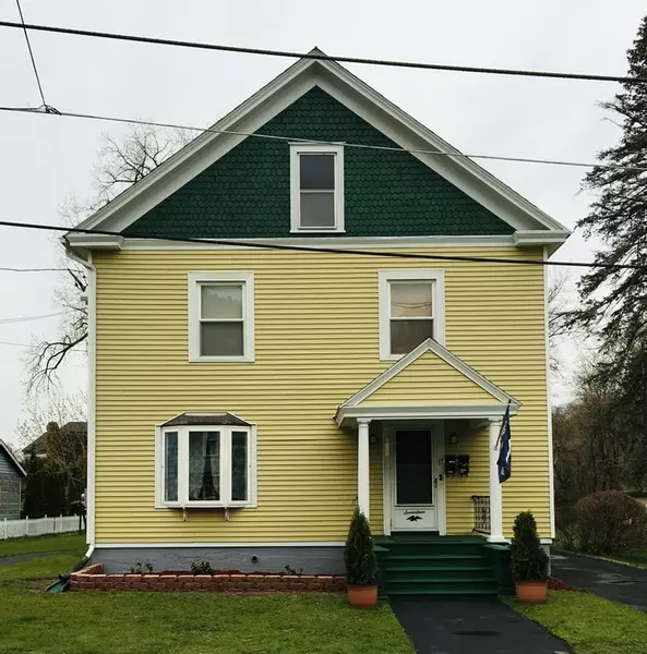 17 Goodrich St, North Adams, MA 01247