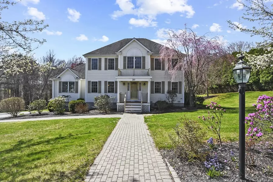 20 Elmshade Drive, Uxbridge, MA 01569